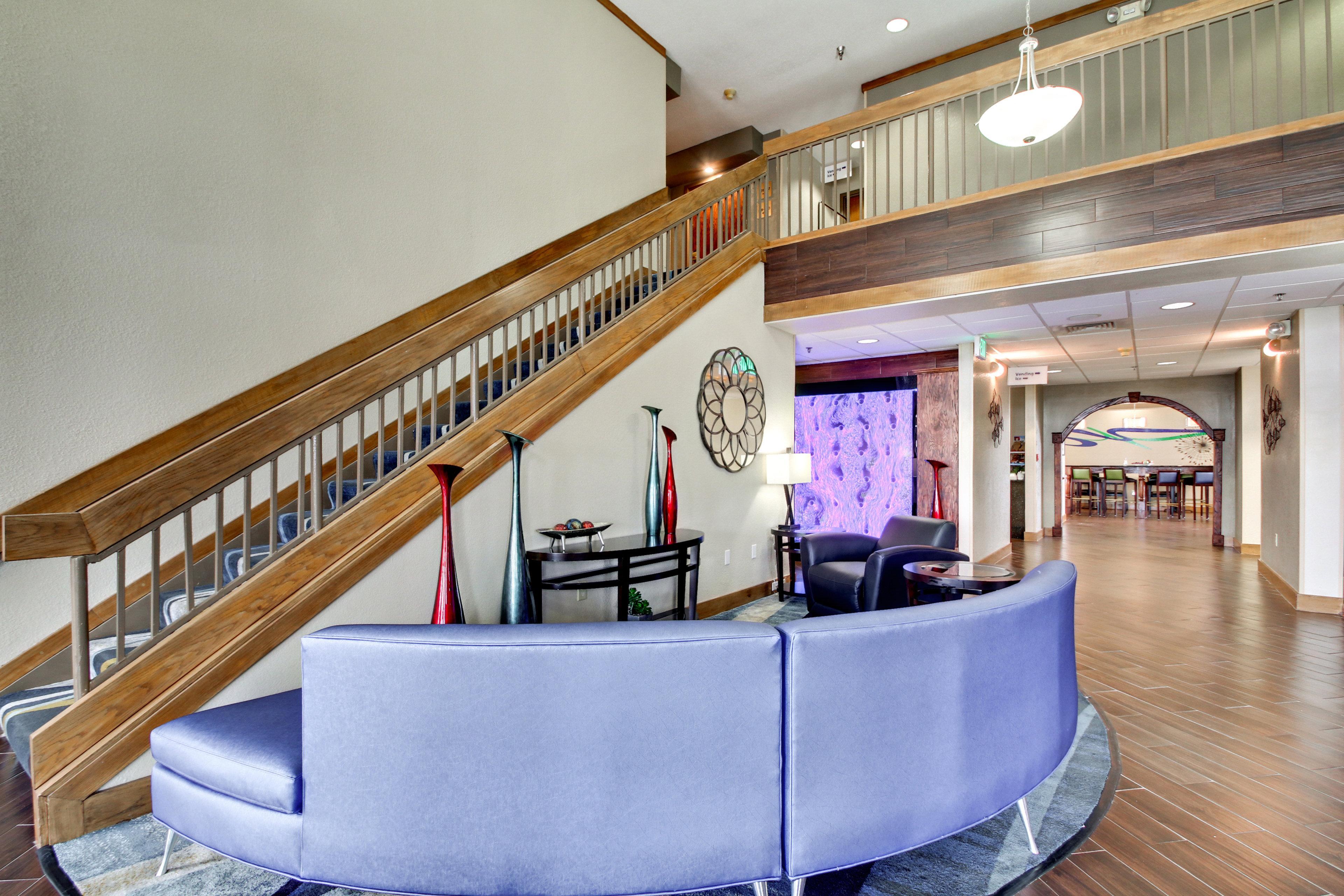 Holiday Inn Express Marshfield - Springfield Area By Ihg Exterior foto